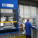 TIRAtest 28300_1 Hanacke železárny a pérovny