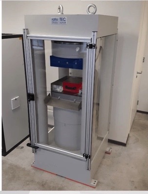 Zkušební lis RT 4000 – 1 D ST servo