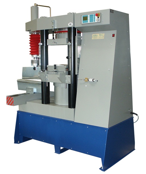 Zkušební lis RT 3000/100 – 1 D ST servo