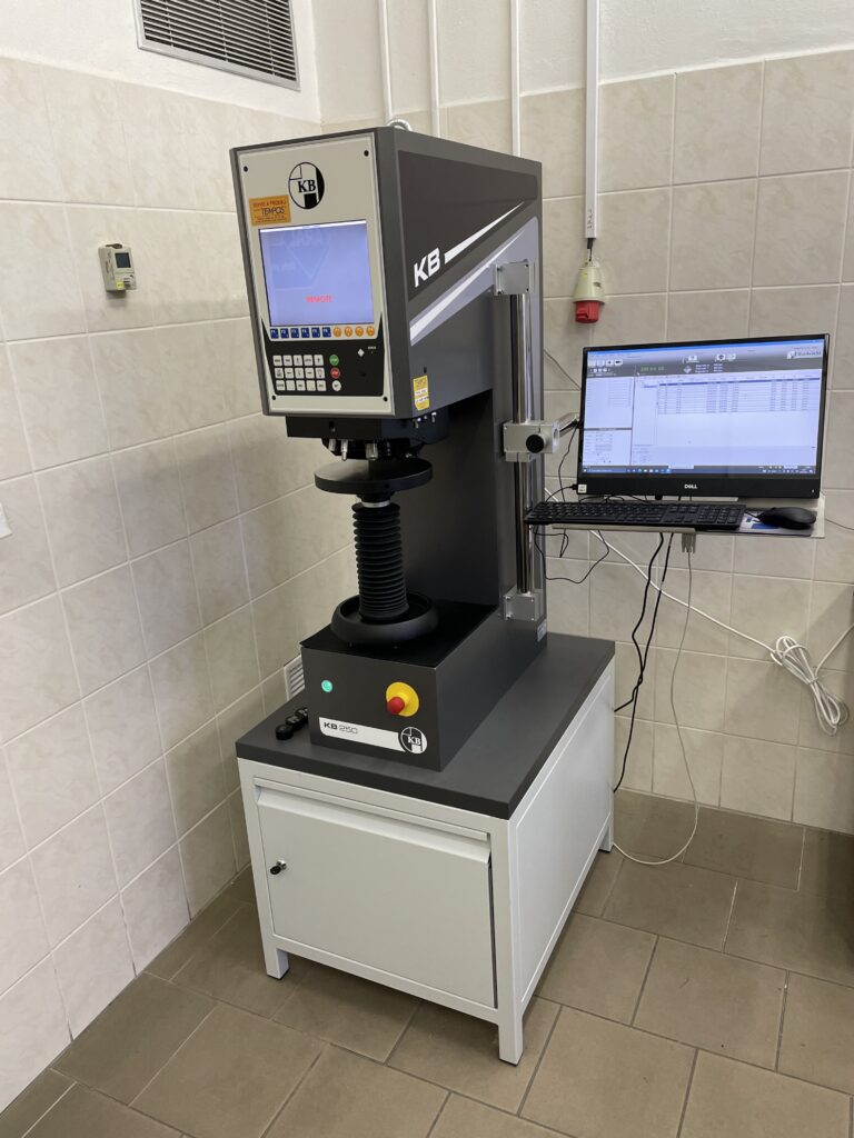 Tvrdoměr KB 250 BVRZ